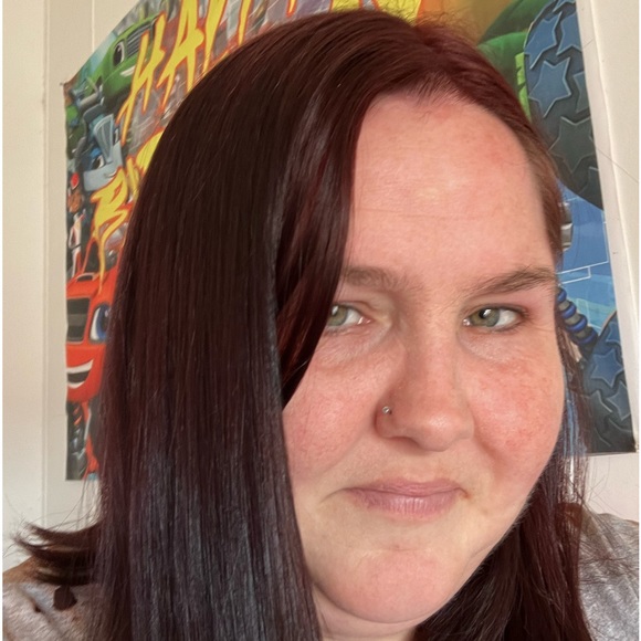 Meet your Posher, Crystal - Picture 1 of 1